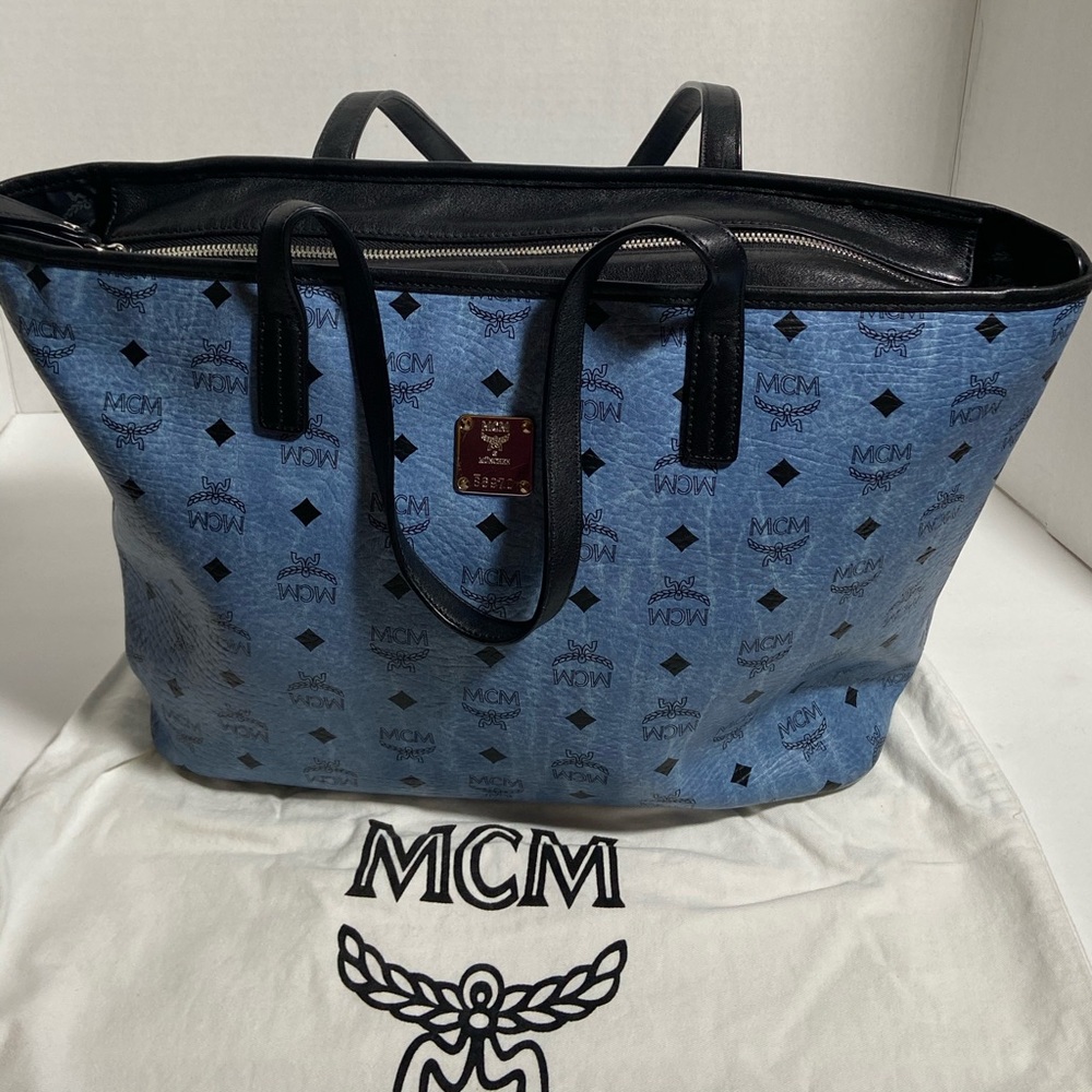 💯 Authentic MCM Tote